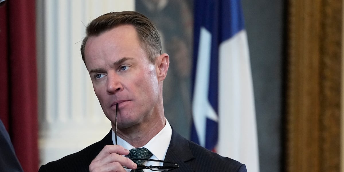Texas House speaker who faced blowback over Paxton impeachment drops bid to keep post Texas House speaker who faced blowback over Paxton impeachment drops bid to keep post