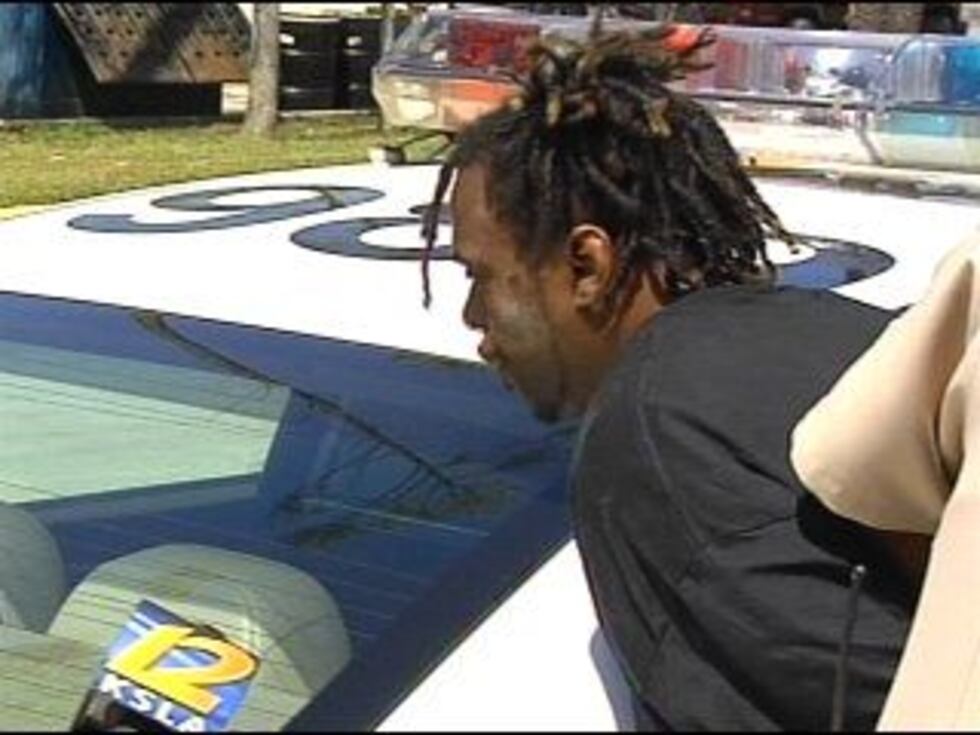 Police Arresting Rapper for Trying to Sell Crack to Agents