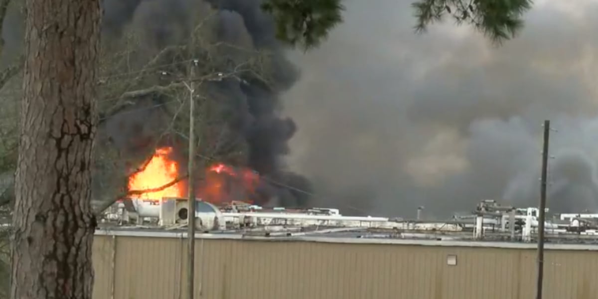 Warehouse Exploding One killed, another critically hurt by warehouse explosion, fire 40 ...