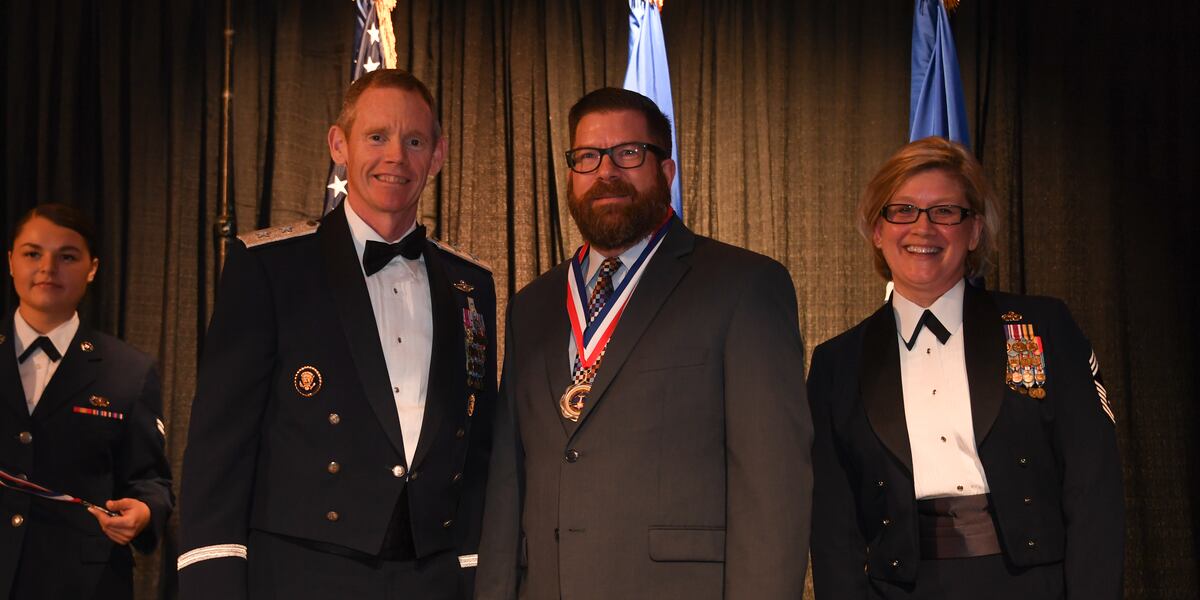 Torsten Gojowsky One team, one fight: 8 AF & J-GSOC Civilian OTY