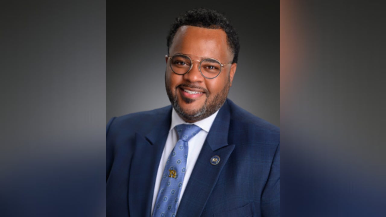 Louisiana remembers State Sen . Larry Selders at Baton Rouge funeral