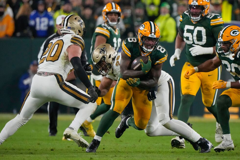 Packers clinch playoff berth with 1st shutout in NFL this season, 34-0 over Saints